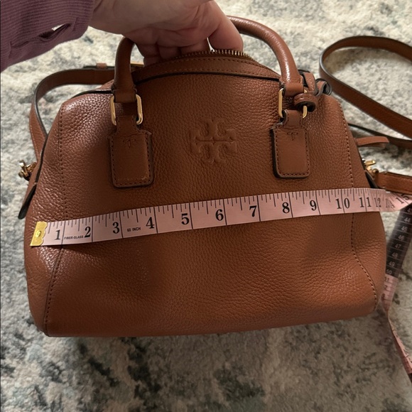 Tory Burch Leather Thea Bag - Picture 13 of 16